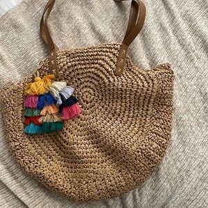 Straw beach bag
